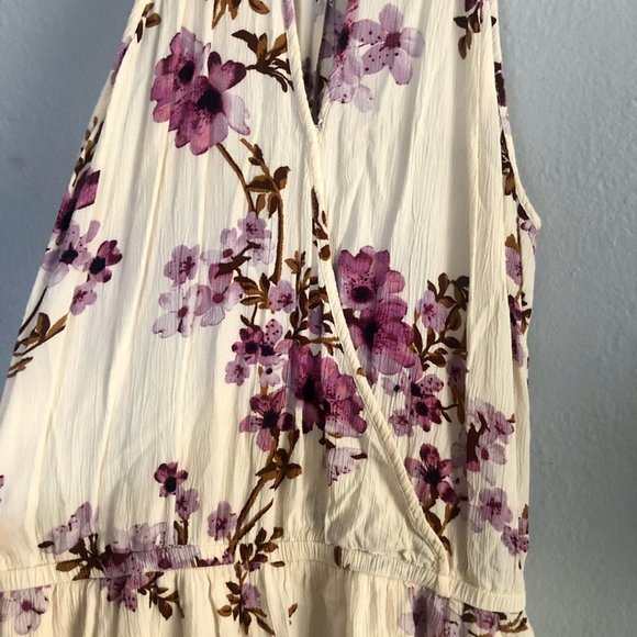 American Eagle Halter Romper - Picture 7 of 7